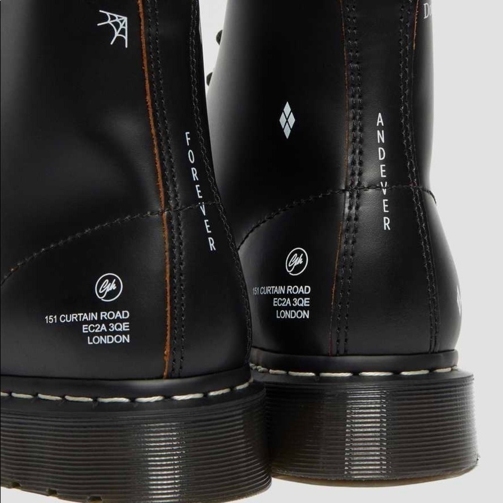 Dr. Martens x GOODHOOD 101 SMOOTH LEATHER ANKLE BOOTS - Picture 11 of 13